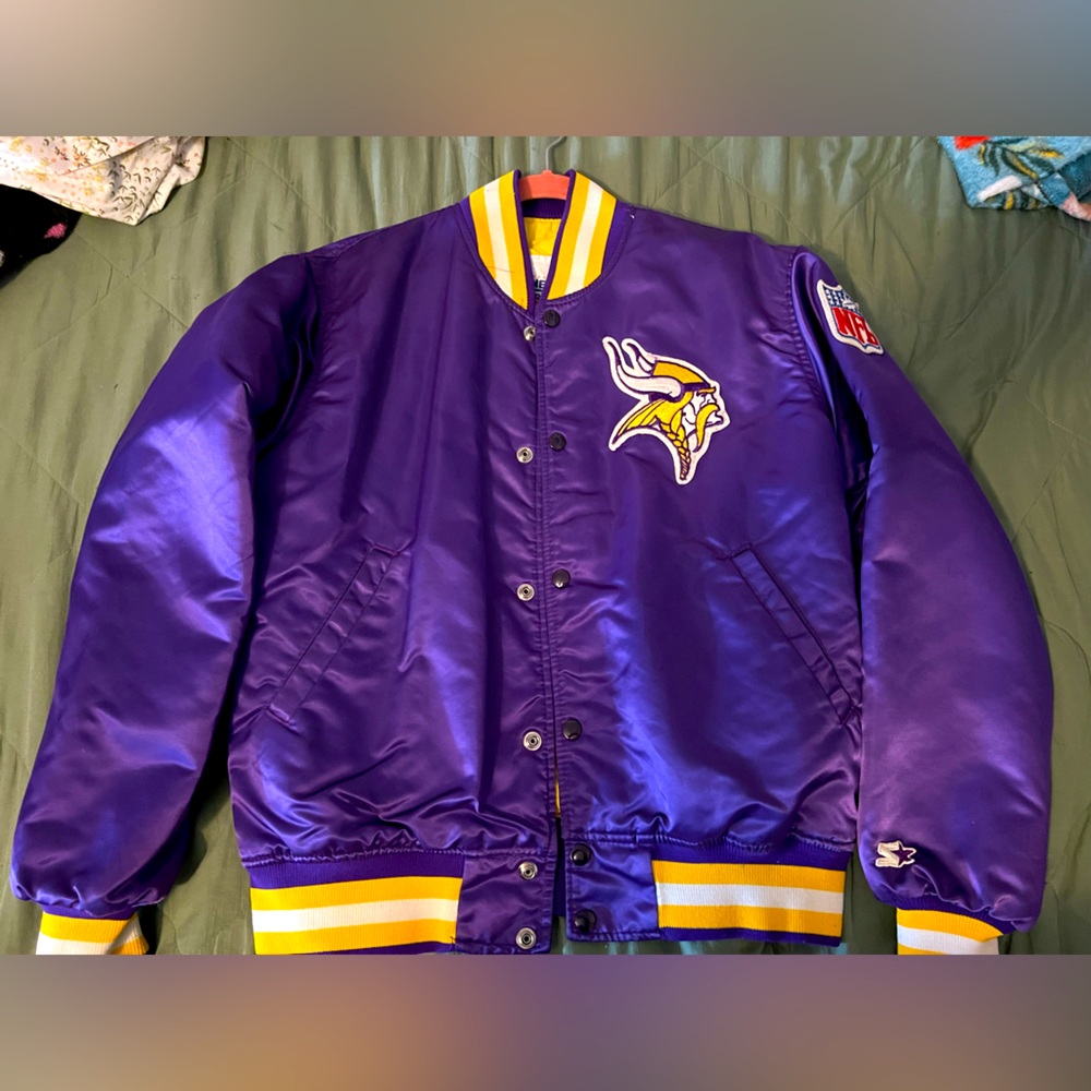 VINTAGE MINNESOTA VIKINGS VARSITY SATIN FULL-SNAP JACKET